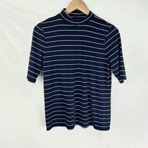 Banana Republic Timeless Intemporel Blue & White Striped Half Sleeve Top Medium